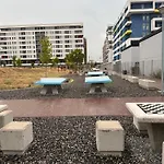 Tirana, Beautifull Near Mother Teresa Int Airport 아파트 *