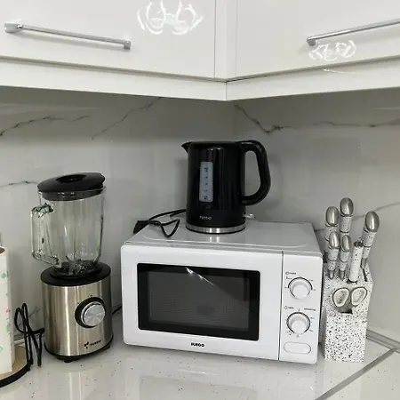 Apartment Bratti's Near Center And Mother Teresa Airport