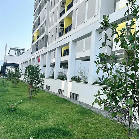 Tirana, Beautifull Near Mother Teresa Int Airport *